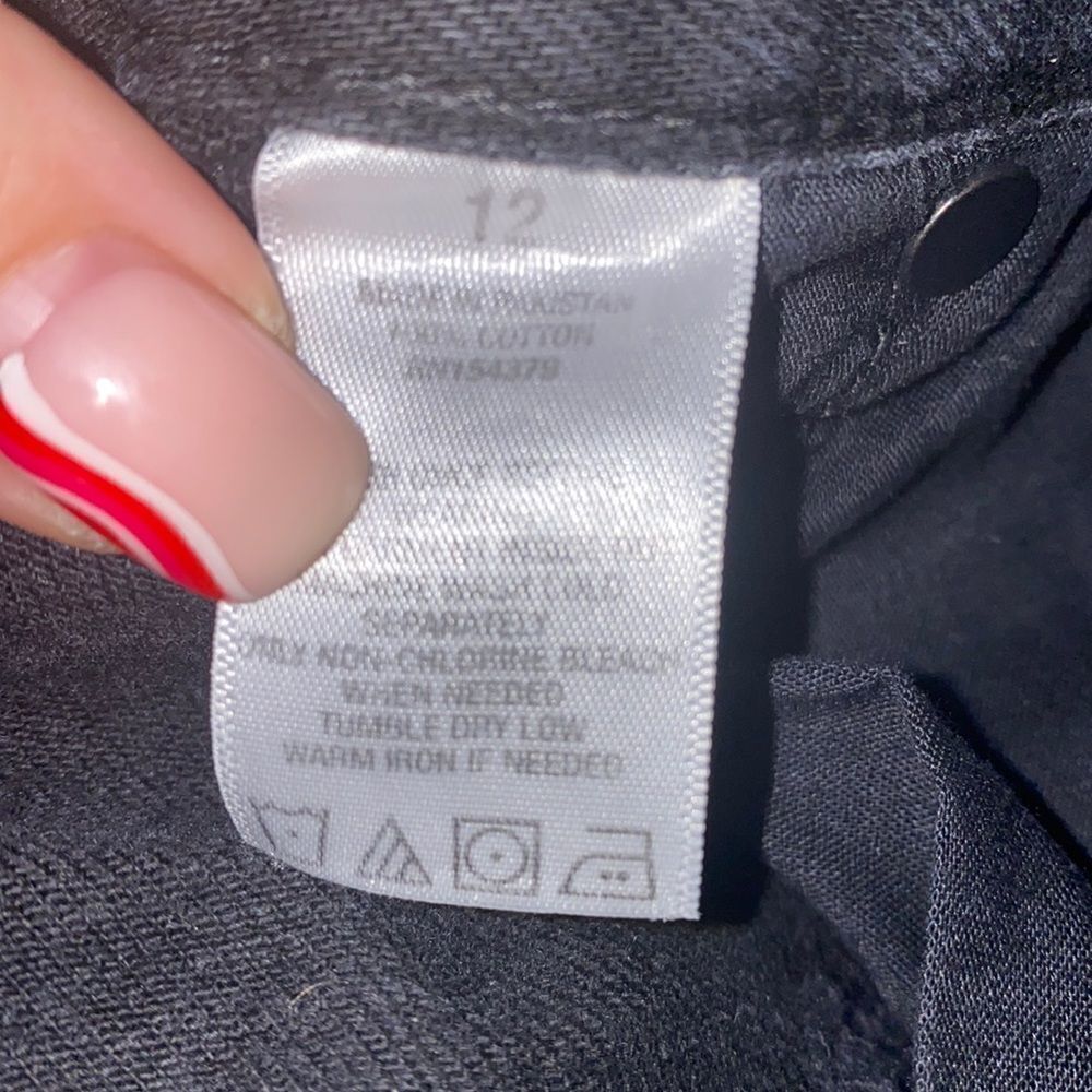 ✨ High-Rise Denim Mom Shorts✨ - Picture 8 of 8